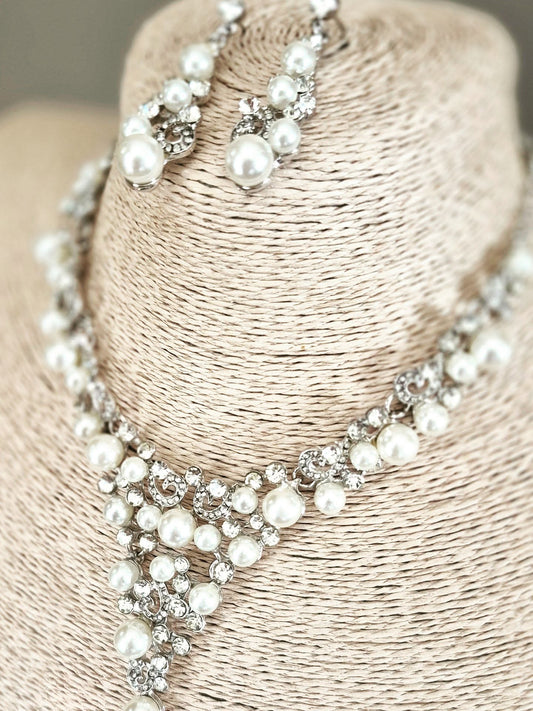Bubbly Crystal & Pearl Statement Necklace Set