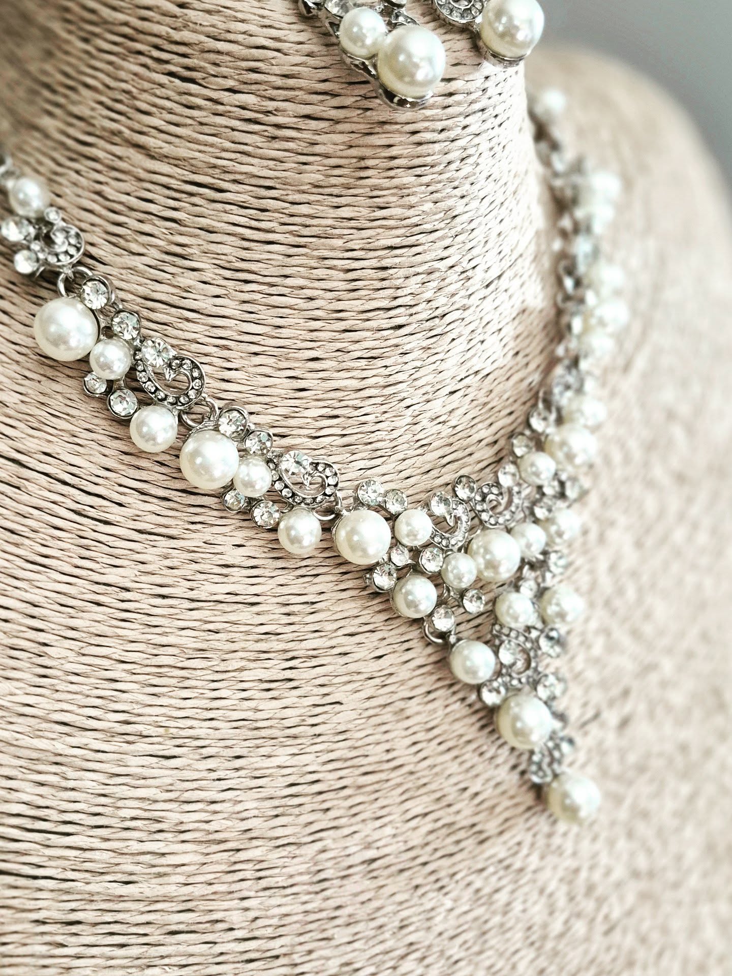 Bubbly Crystal & Pearl Statement Necklace Set
