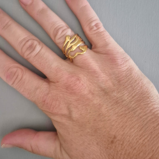 Gold Wavy Adjustable Ring