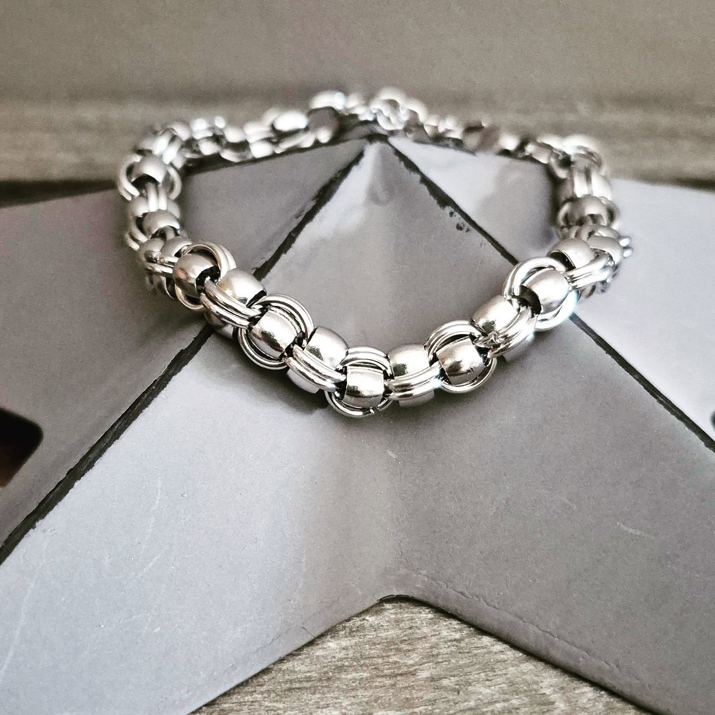 Silver Knot Style Bracelet
