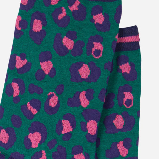 Women's Bamboo Socks Leopard Print Ankle Socks Green Pink