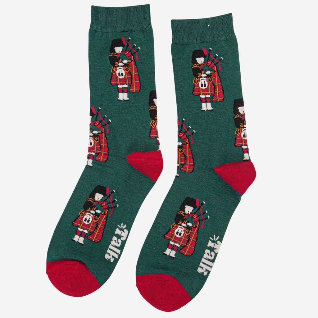 Men's Scottish Piper Bamboo Socks in Red Green