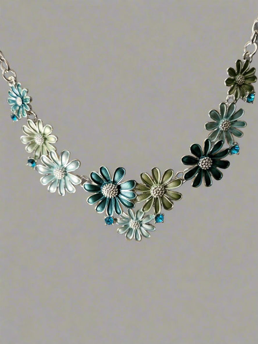 Turquoise Daisy Necklace Set