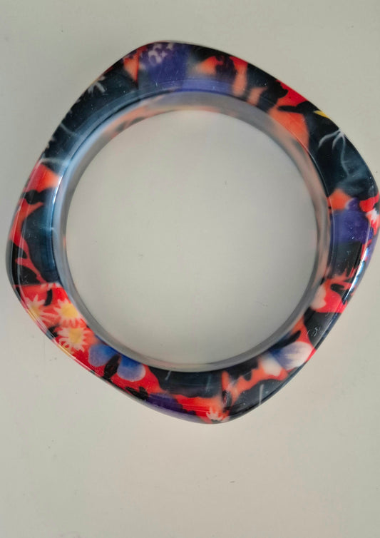80's Style Floral Acrylic Bangle
