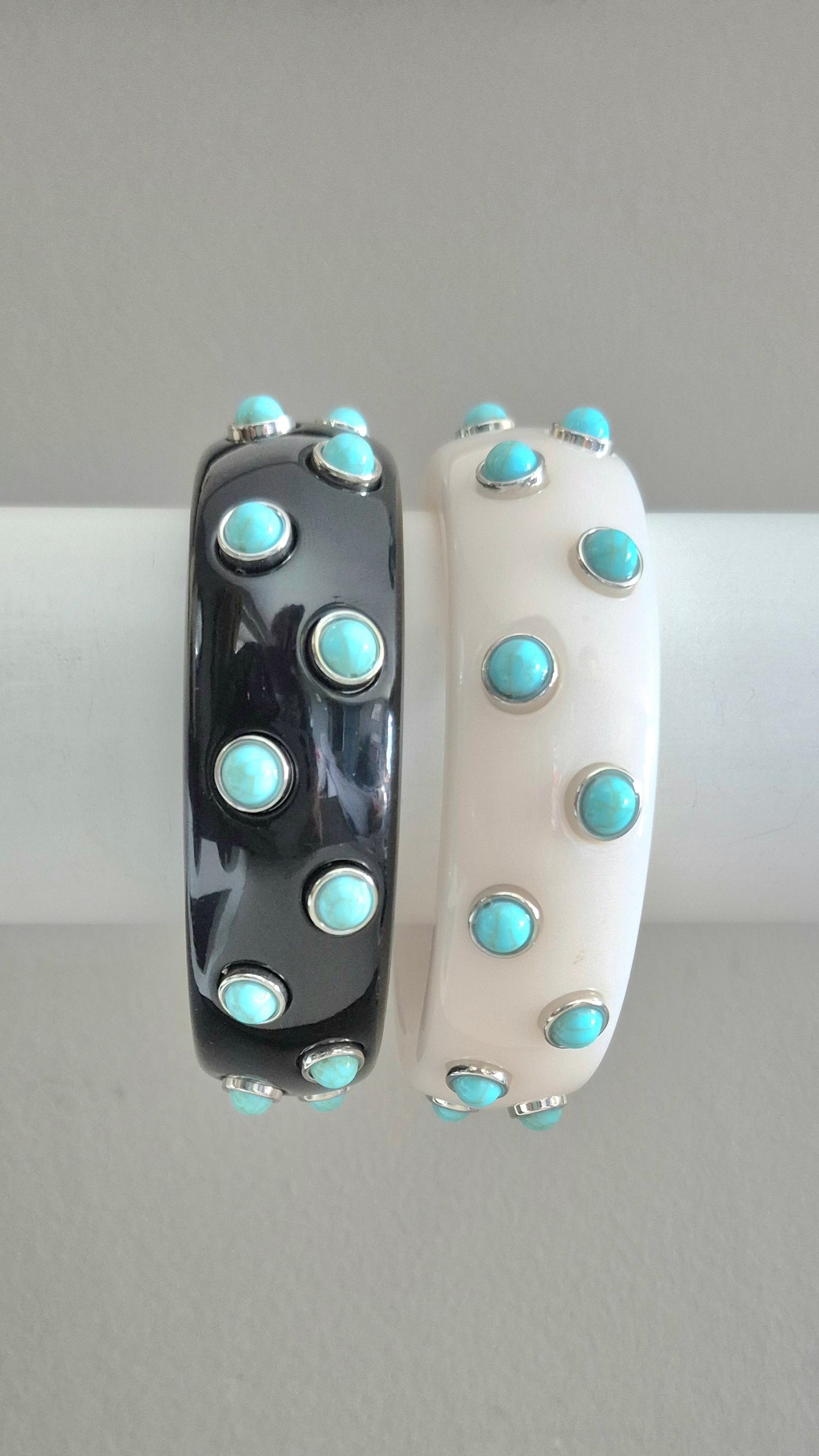 Acrylic Spotty Bangles - Black or White