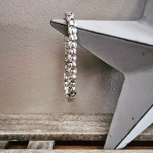 Silver Knot Style Bracelet