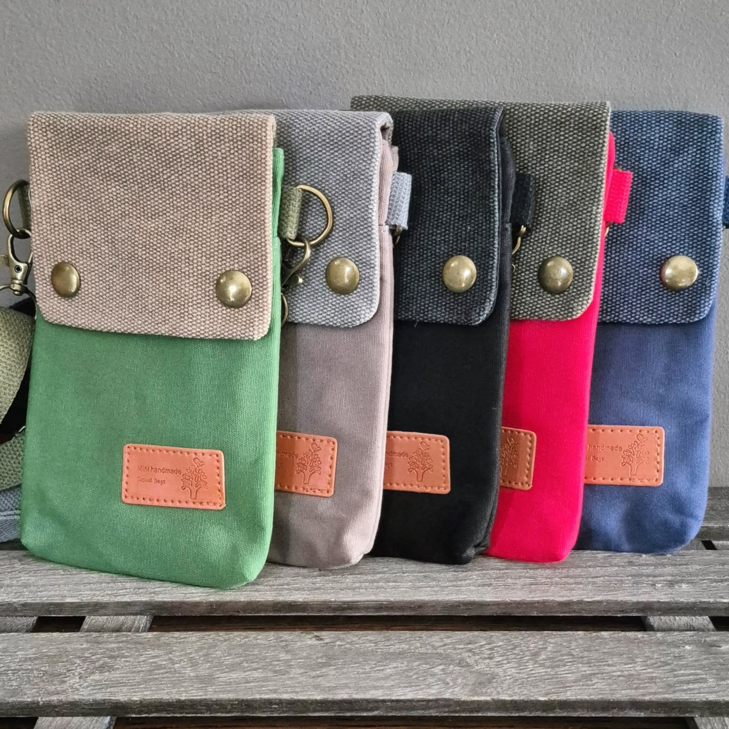 Cross Body Phone Bag - Green