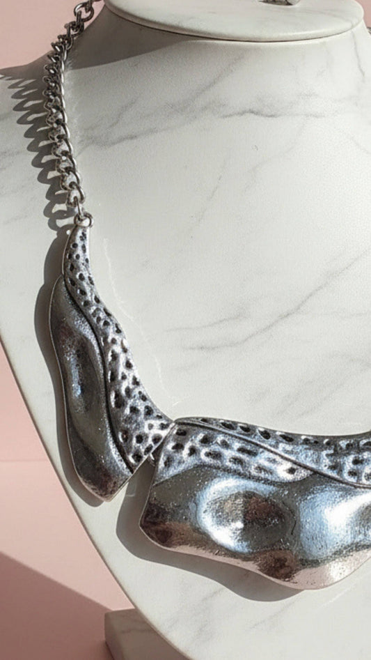 Silver Abstract Hammered Collar Necklace: Silver