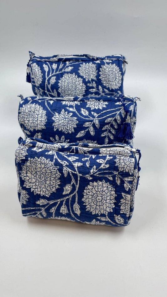 100% Cotton Quilted Washbag 3 Sizes - Small Medium Large
