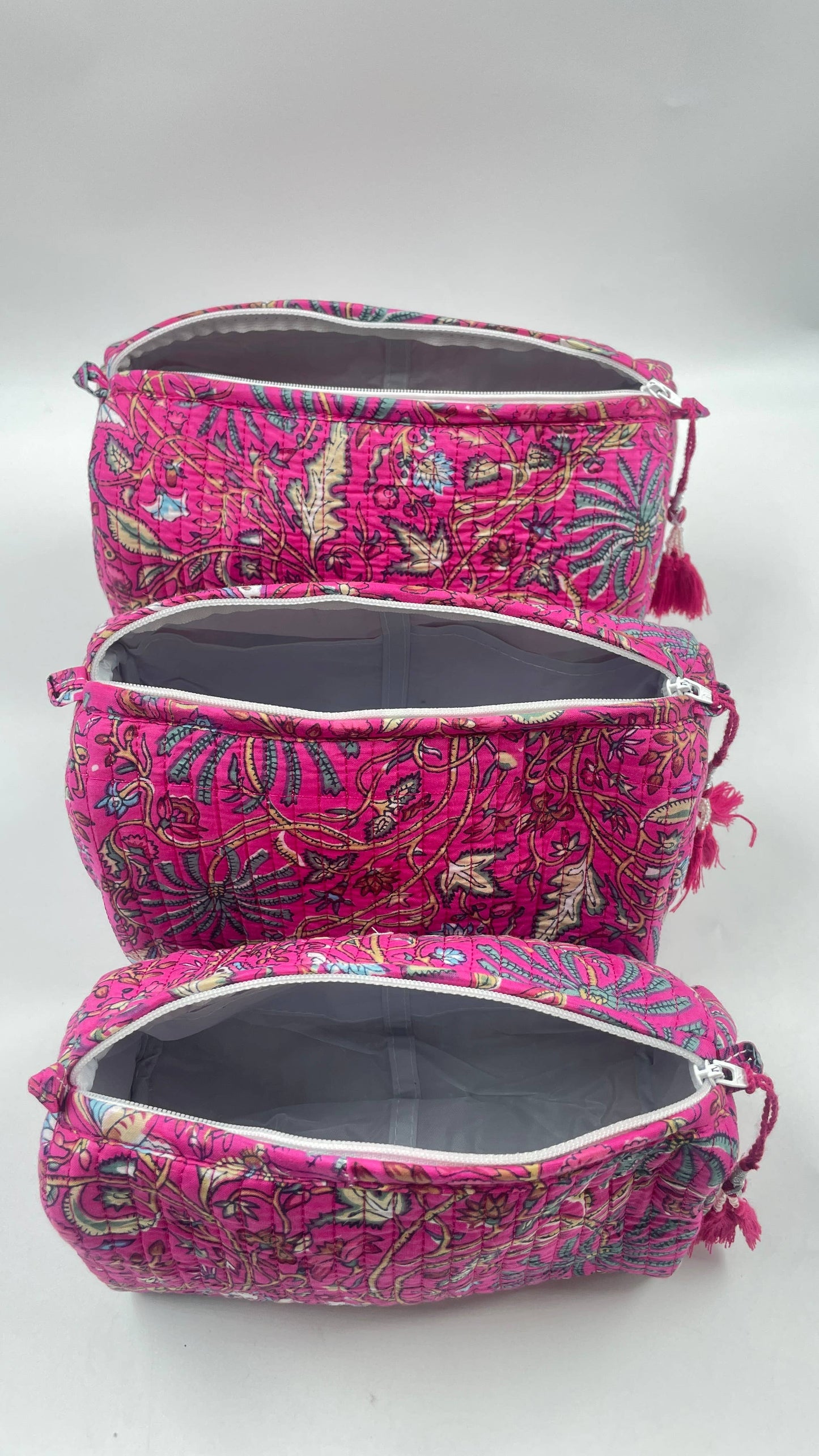100% Cotton Quilted Washbags - Small Medium & Large 