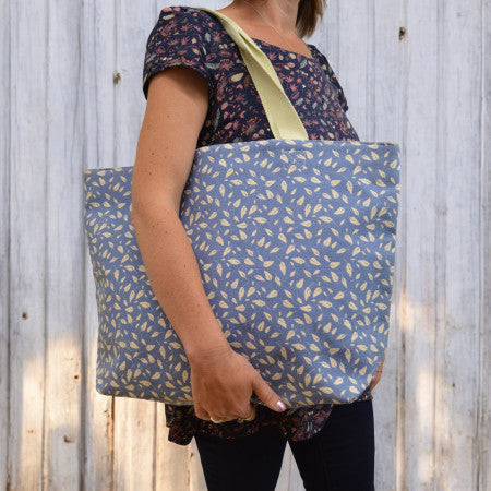 Weekend Bag Cornflower Blue - Leaves